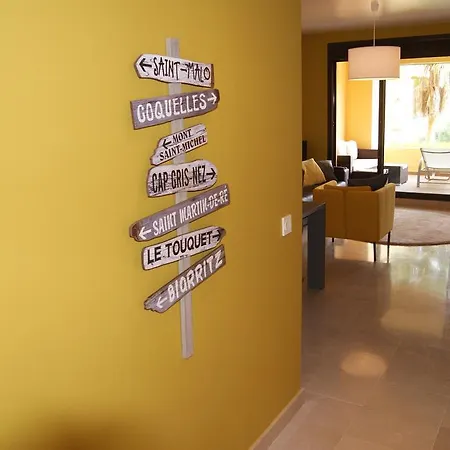 Splendide Deluxe Apartment