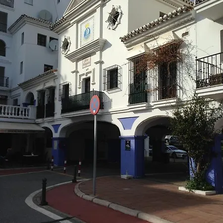 Splendide Deluxe Apartment